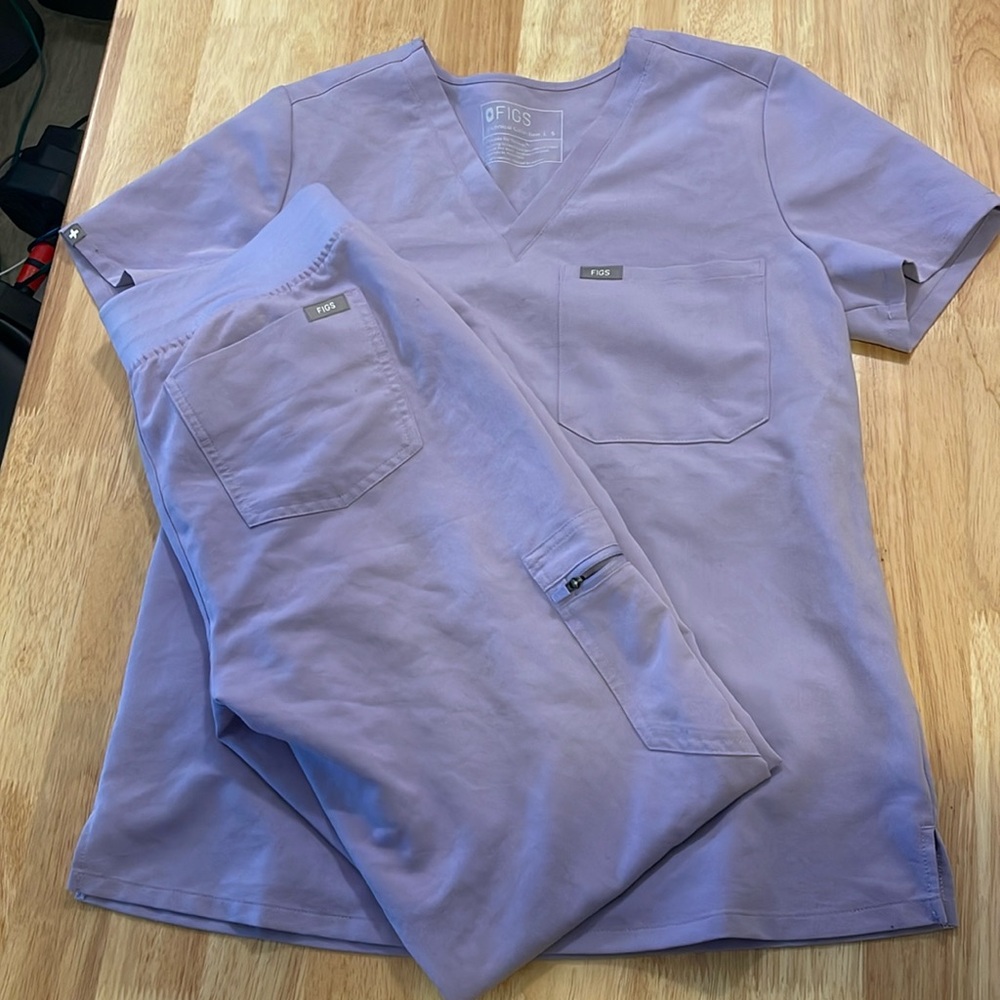 Figs scrubs set